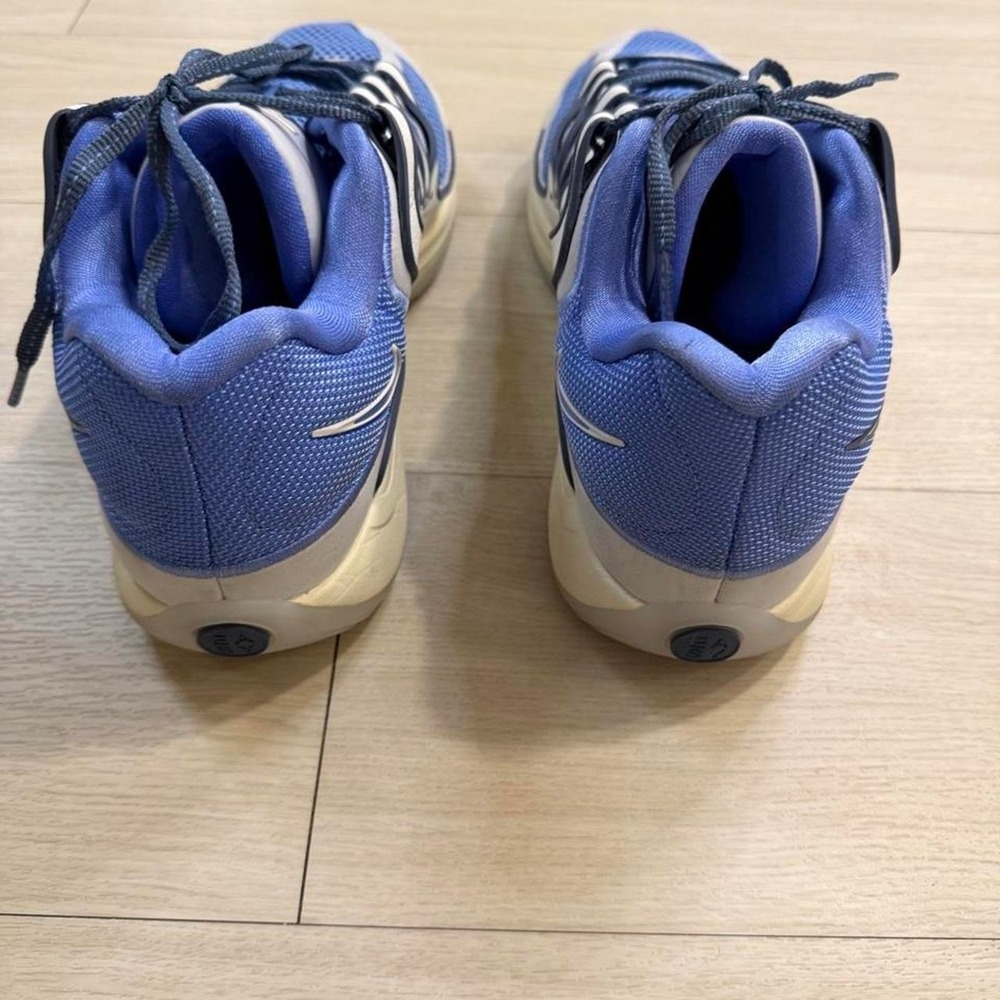 Nike KD 18 Boys & Girls Club Men's Basketball Shoes Mens Size 11 - Picture 4 of 6